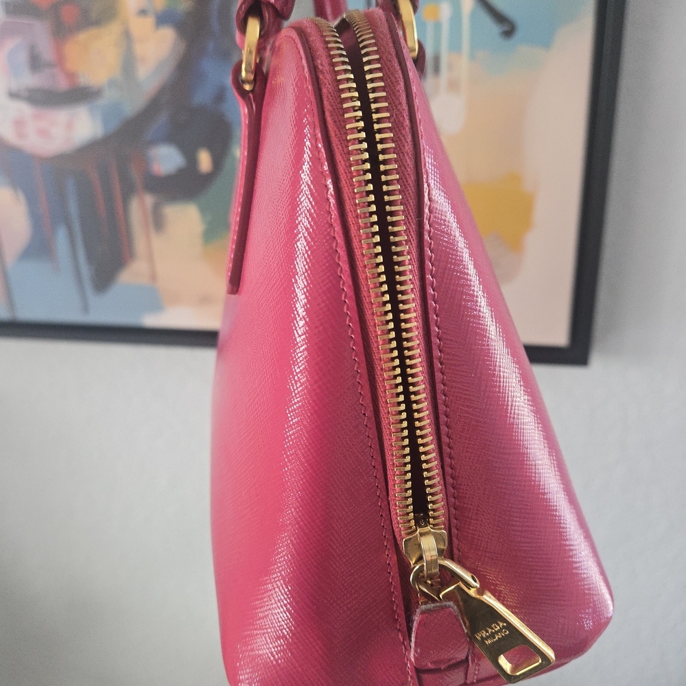 PRADA Promenade Small Saffiano Vernice Bag – Peonia Pink - Picture 5 of 17
